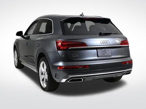 2022 Audi Q5 45 S line Premium Plus
