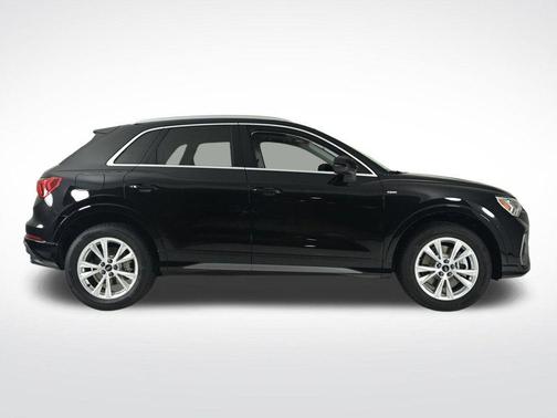 2025 Audi Q3 45 S line Premium