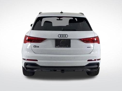2025 Audi Q3 45 S line Premium