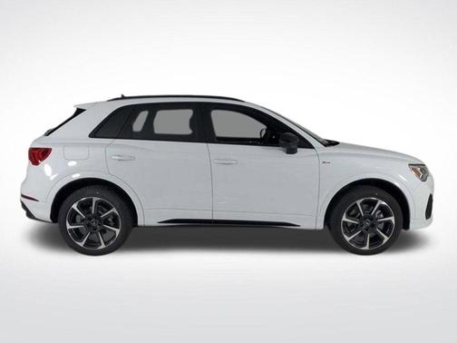 2025 Audi Q3 45 S line Premium