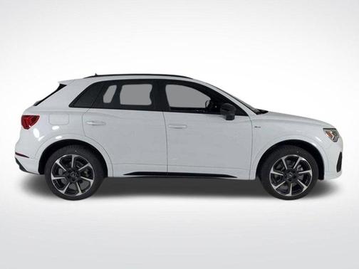 2025 Audi Q3 45 S line Premium