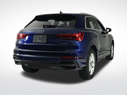 2025 Audi Q3 45 S line Premium