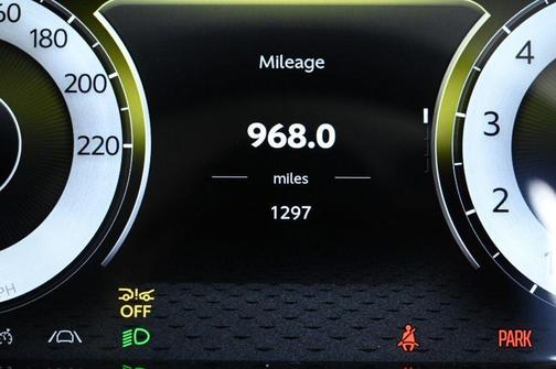 2026 Aston Martin Vantage Base