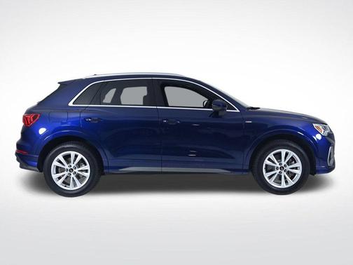 2025 Audi Q3 45 S line Premium
