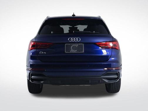 2025 Audi Q3 45 S line Premium