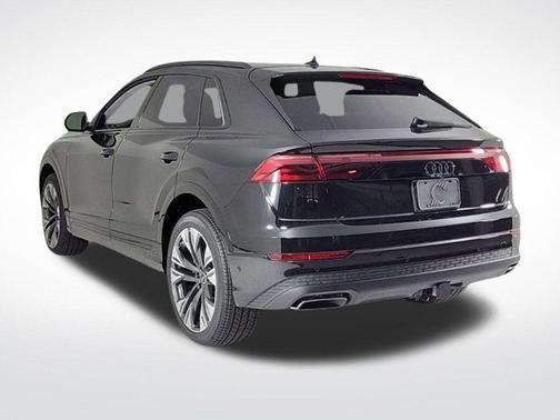 2025 Audi Q8 Premium