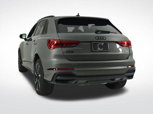 2025 Audi Q3 45 S line Premium