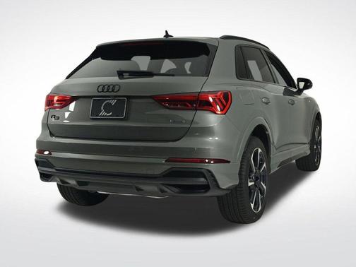 2025 Audi Q3 45 S line Premium