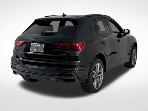 2025 Audi Q3 45 S line Premium