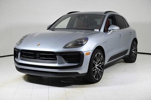 2025 Porsche Macan T