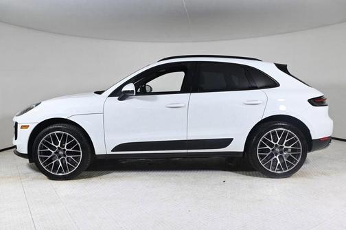 2020 Porsche Macan Base