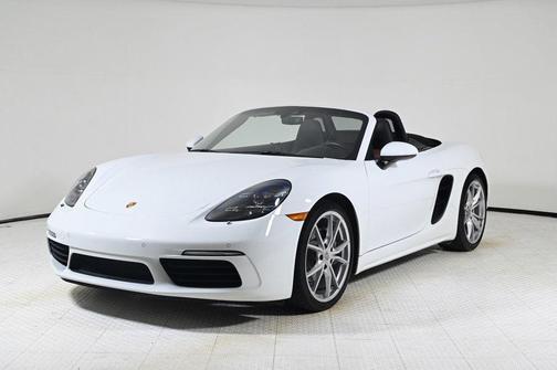 2021 Porsche 718 Boxster T