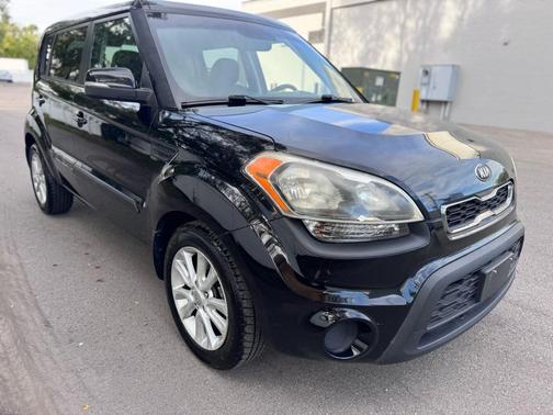 2013 Kia Soul +