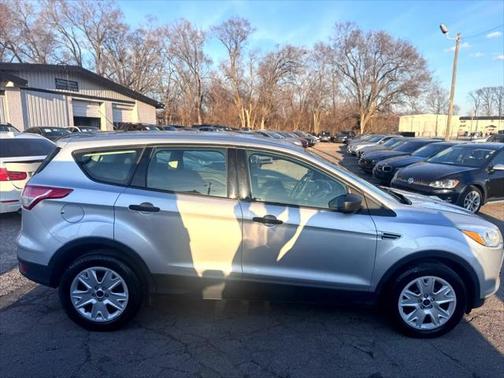 2016 Ford Escape S