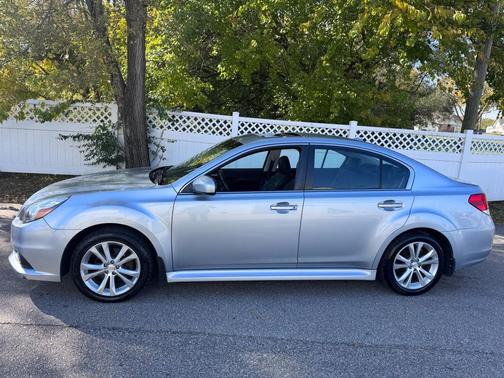 2013 Subaru Legacy Limited