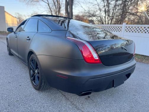 2011 Jaguar XJ L