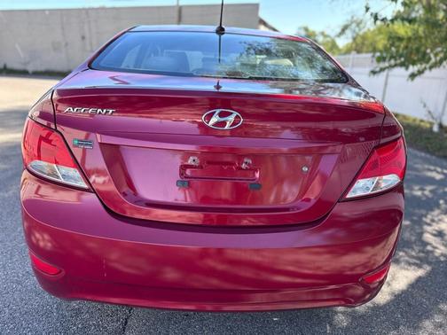 2017 Hyundai Accent Value Edition