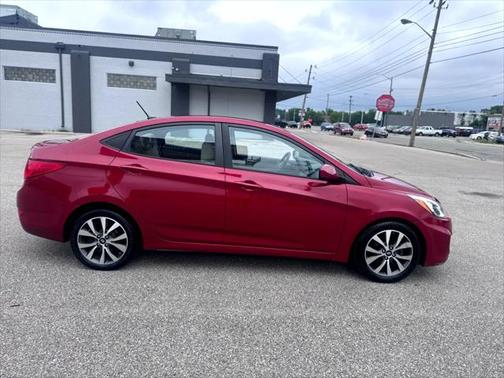 2017 Hyundai Accent Value Edition