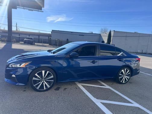 2019 Nissan Altima 2.5 SR