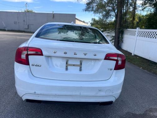 2014 Volvo S60 T5