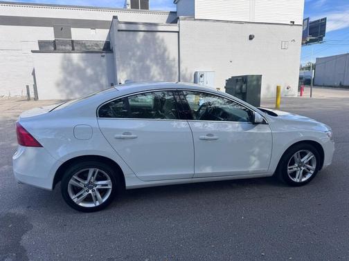 2014 Volvo S60 T5
