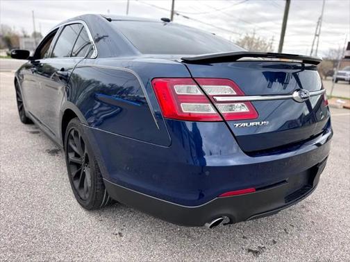 2016 Ford Taurus SEL