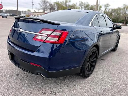 2016 Ford Taurus SEL
