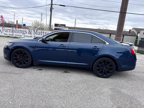2016 Ford Taurus SEL