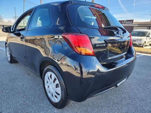 2017 Toyota Yaris LE