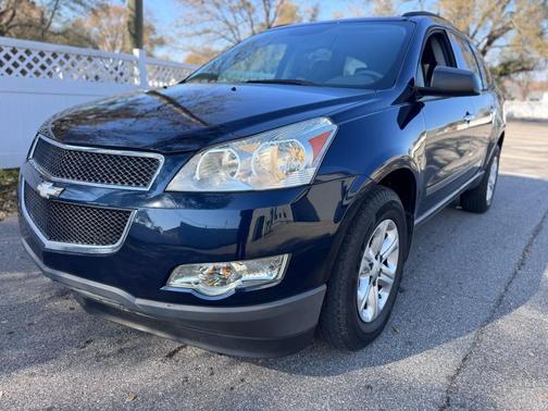 2012 Chevrolet Traverse LS