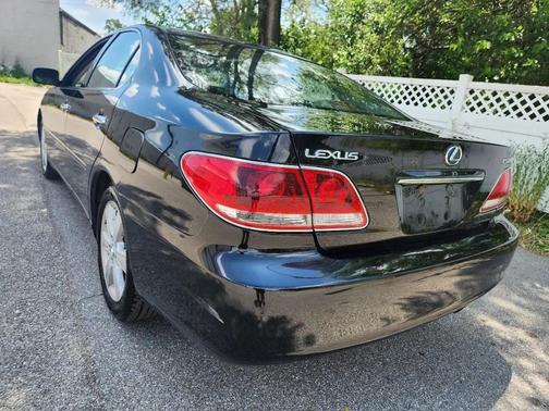 Black Onyx 2005 Lexus ES 330 Base