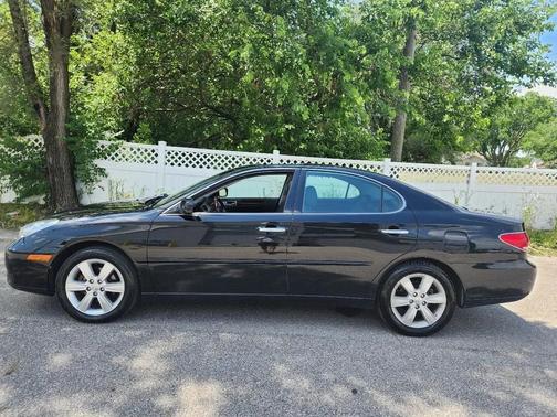 Black Onyx 2005 Lexus ES 330 Base