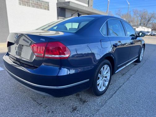2012 Volkswagen Passat 2.5 SEL