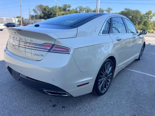 2015 Lincoln MKZ Base