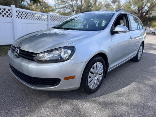 2011 Volkswagen Jetta SportWagen SE