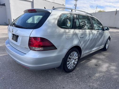 2011 Volkswagen Jetta SportWagen SE