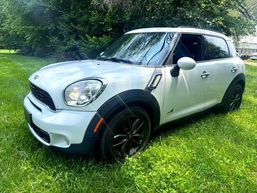2012 MINI Cooper S Countryman Base
