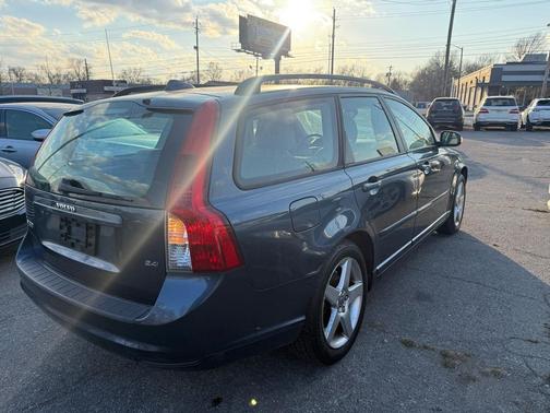 2008 Volvo V50 4dr Wgn 2.4L FWD