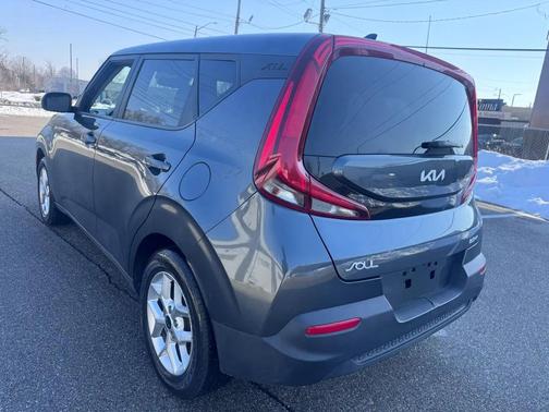 2022 Kia Soul LX