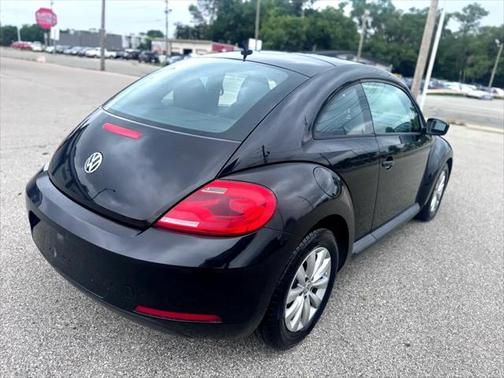 2014 Volkswagen Beetle Auto 1.8T Entry