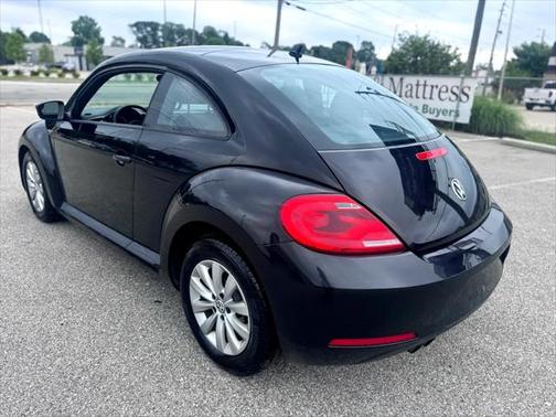 2014 Volkswagen Beetle Auto 1.8T Entry