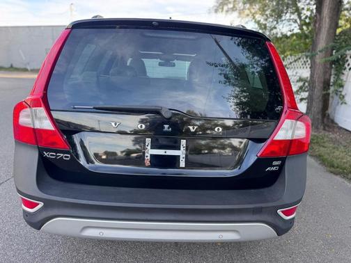 2010 Volvo XC70 3.2