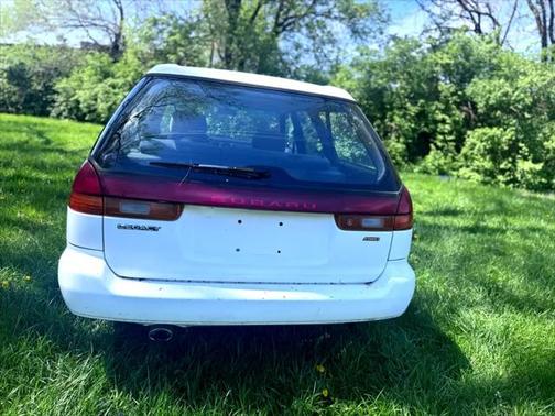 1999 Subaru Legacy Base