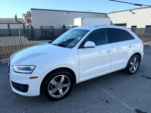 2015 Audi Q3 2.0T Premium Plus