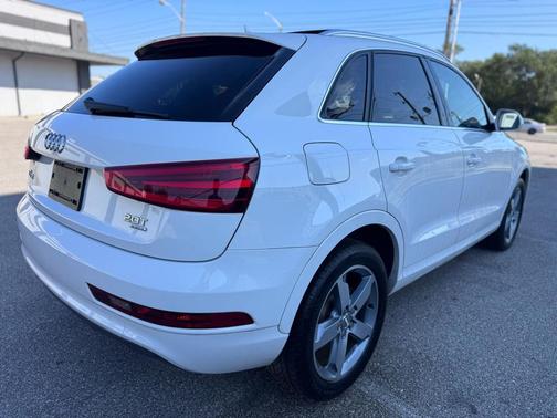 2015 Audi Q3 2.0T Premium Plus