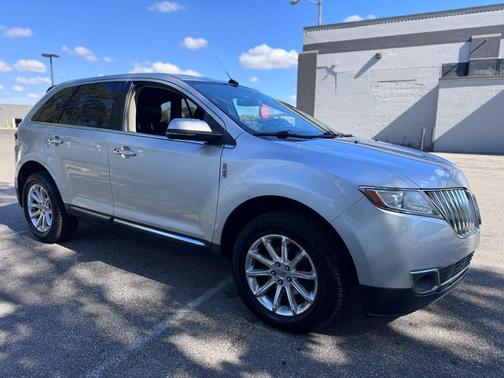 2013 Lincoln MKX Base