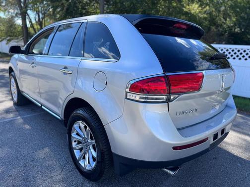 2013 Lincoln MKX Base