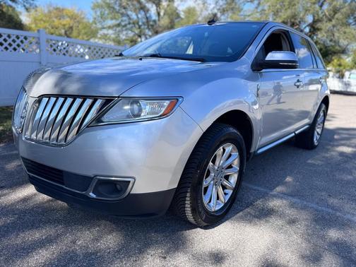 2013 Lincoln MKX Base