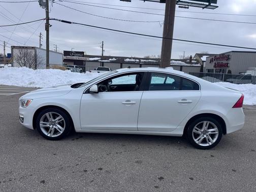 2015 Volvo S60 T5 Premier