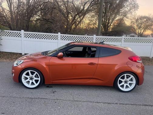 2012 Hyundai Veloster Base
